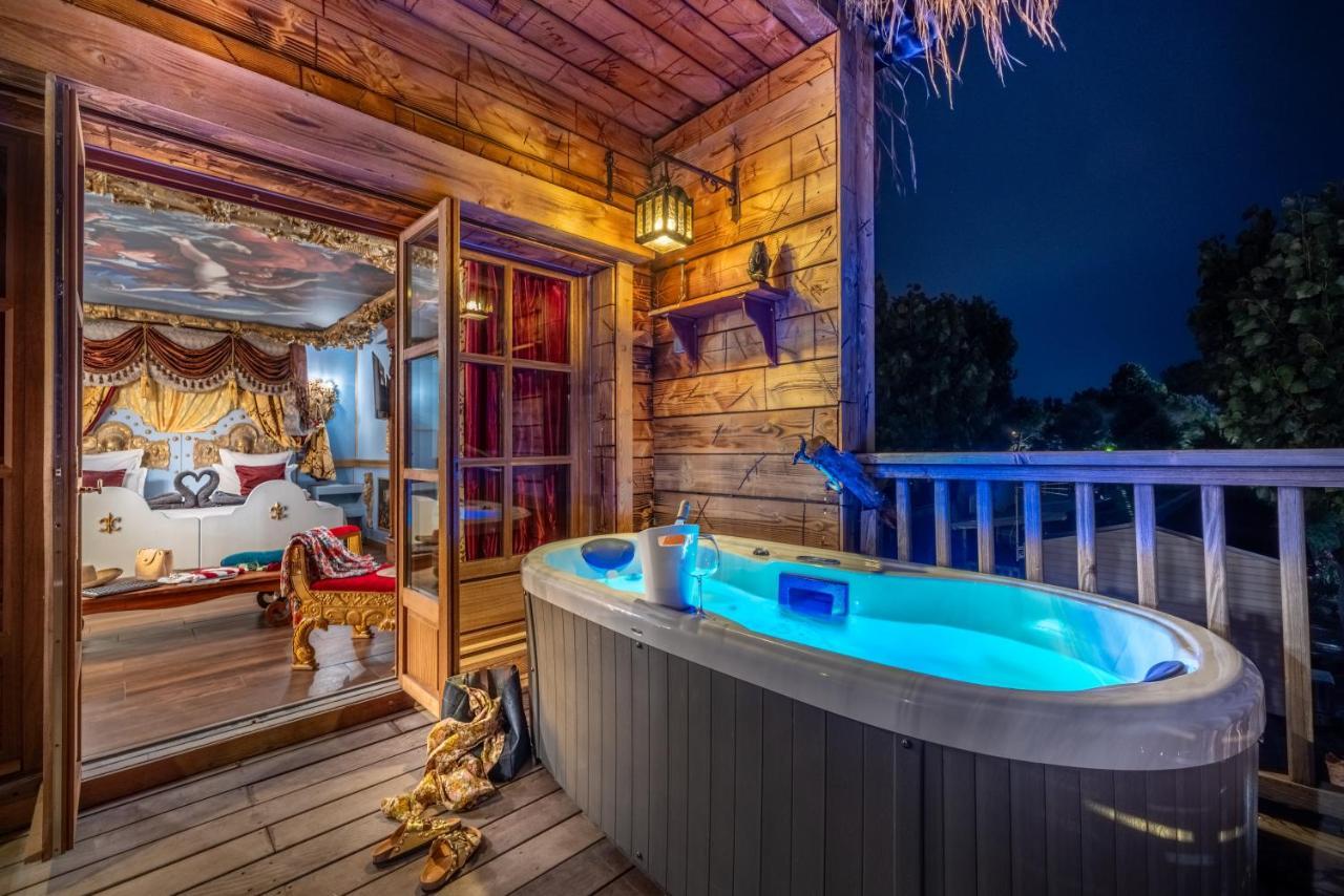 Hotel Pirates World Agde Exteriör bild